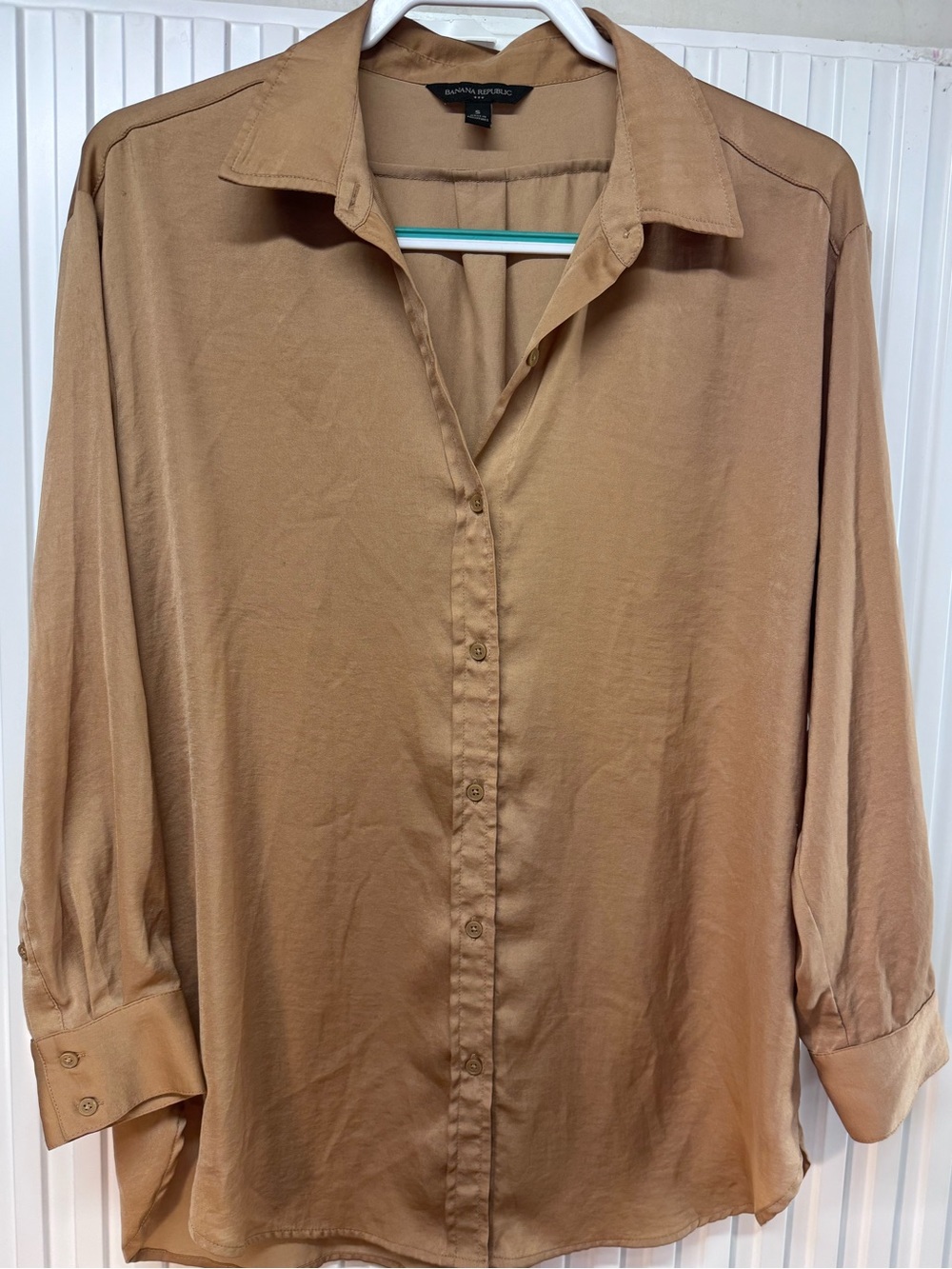 Banana Republic Women’s Small Essentials Tan Button-Up Shirt workwear fall